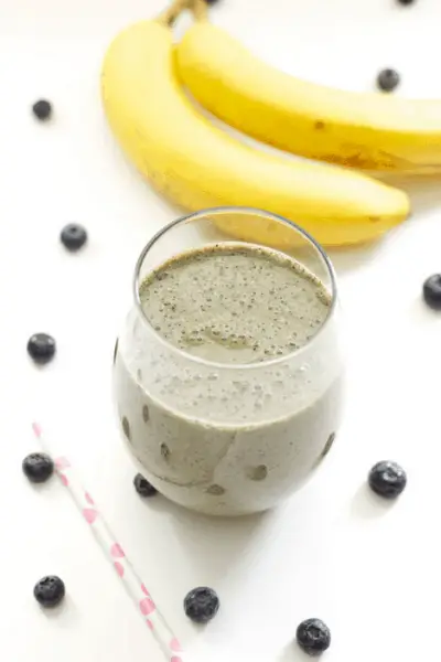 GREEN MULBERRY BANANA SMOOTHIE